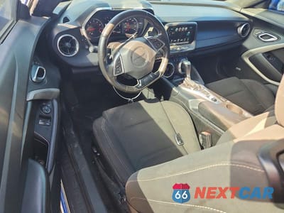 Zdjęcie 8 z 12 samochodu: 2016 CHEVROLET CAMARO LT VIN:1G1FB1RS5G0116005 - miniatura