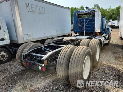 Trzecie zdjęcie samochodu z tyłu: 2019 INTERNATIONAL LT625 SEMI TRUCK VIN:3HSDZAPR1KN156910 - miniatura