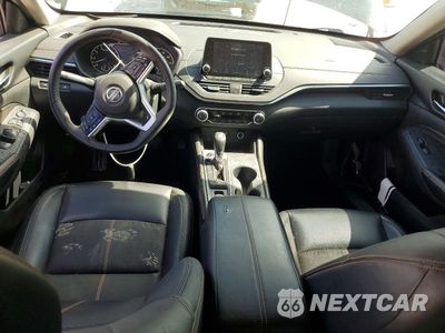 Zdjęcie 8 z 12 samochodu: 2019 NISSAN ALTIMA SR VIN:1N4BL4CW6KN301455 - miniatura
