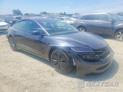 Czwarte zdjęcie samochodu z boku: 2026 TESLA MODEL 3 VIN:5YJ3E1EA7TF159142 - miniatura
