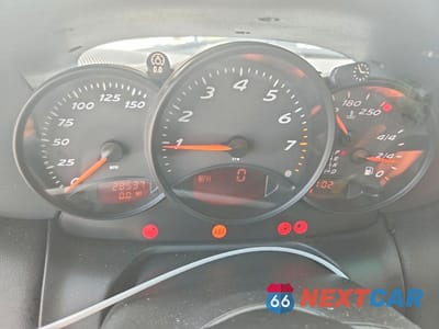 Zdjęcie 9 z 12 samochodu: 1999 PORSCHE BOXSTER VIN:WP0CA2980XU621191 - miniatura