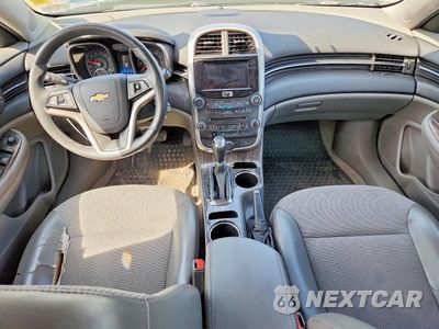 Zdjęcie 8 z 12 samochodu: 2014 CHEVROLET MALIBU 1LT VIN:1G11C5SL4EF291843 - miniatura