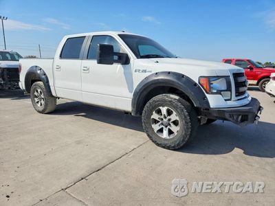 Czwarte zdjęcie samochodu z boku: 2013 FORD F150 SUPERCREW VIN:1FTFW1CF3DKE19548 - miniatura