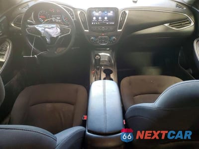 Zdjęcie 8 z 12 samochodu: 2019 CHEVROLET MALIBU LT VIN:1G1ZD5ST3KF198176 - miniatura