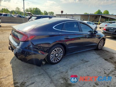 Trzecie zdjęcie samochodu z tyłu: 2023 HYUNDAI SONATA HYBRID LIMITED VIN:KMHL54JJ9PA056029 - miniatura