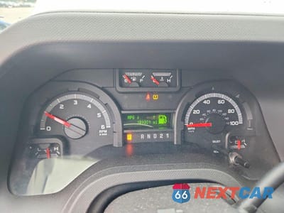 Zdjęcie 9 z 13 samochodu: 2013 FORD ECONOLINE E350 SUPER DUTY WAGON VIN:1FBNE3BL8DDB09115 - miniatura