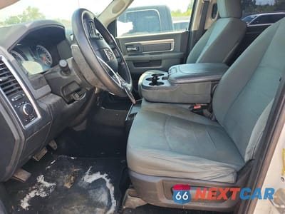 Zdjęcie 7 z 12 samochodu: 2014 RAM 2500 VIN:3C6TR5DT6EG188022 - miniatura
