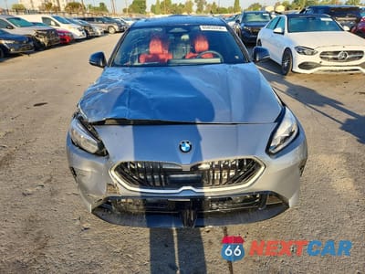 Piąte zdjęcie samochodu w środku: 2026 BMW 228 VIN:WBA83GG04T7U07546 - miniatura