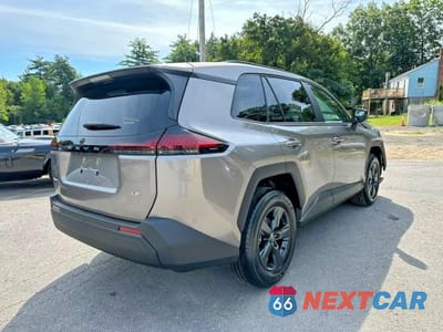 Trzecie zdjęcie samochodu z tyłu: 2026 TOYOTA RAV4 LE VIN:2T36DRBV6TC009802 - miniatura