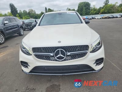 Piąte zdjęcie samochodu w środku: 2017 MERCEDES-BENZ GLC COUPE 300 4MATIC VIN:WDC0J4KB1HF285183 - miniatura
