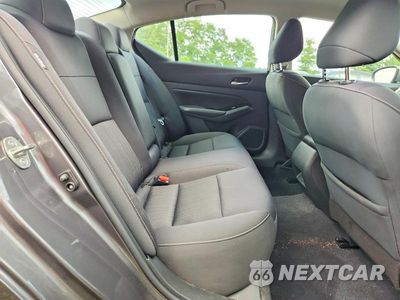 Zdjęcie 10 z 12 samochodu: 2021 NISSAN ALTIMA SV VIN:1N4BL4DV1MN331391 - miniatura