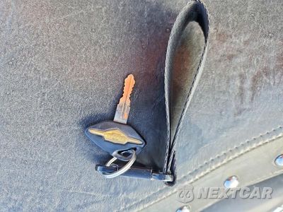 Zdjęcie 8 z 9 samochodu: 2006 SUZUKI C90 VIN:JS1VY52A062104920 - miniatura