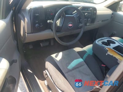 Zdjęcie 8 z 12 samochodu: 2007 CHEVROLET SILVERADO C1500 CLASSIC VIN:1GCEC14X77Z600319 - miniatura