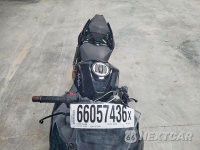 Piąte zdjęcie samochodu w środku: 2018 KAWASAKI EX400 VIN:JKAEXKH11JDA12191 - miniatura