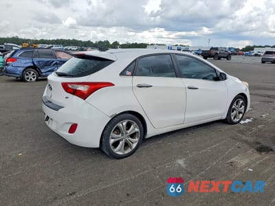Trzecie zdjęcie samochodu z tyłu: 2013 HYUNDAI ELANTRA GT BASE VIN:KMHD35LE5DU088535 - miniatura