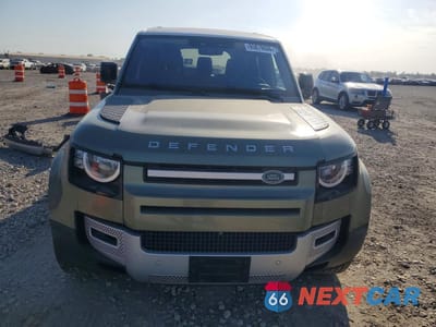 Piąte zdjęcie samochodu w środku: 2022 LAND ROVER DEFENDER 110 S VIN:SALEJERX7N2095340 - miniatura