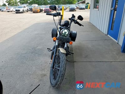 Drugie zdjęcie samochodu z przodu: 2015 HARLEY-DAVIDSON XL883 IRON 883 VIN:1HD4LE217FC443179 - miniatura
