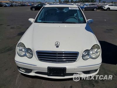 Piąte zdjęcie samochodu w środku: 2005 MERCEDES-BENZ C 230K SPORT SEDAN VIN:WDBRF40J55A707956 - miniatura