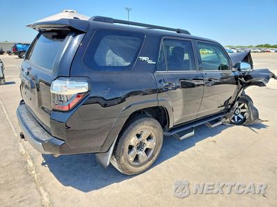 Trzecie zdjęcie samochodu z tyłu: 2020 TOYOTA 4RUNNER TRD OFF-ROAD PREMIUM VIN:JTEBU5JR2L5800132 - miniatura