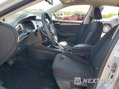 Zdjęcie 7 z 13 samochodu: 2019 VOLKSWAGEN JETTA S VIN:3VWC57BU7KM131639 - miniatura