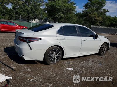 Trzecie zdjęcie samochodu z tyłu: 2023 TOYOTA CAMRY SE VIN:4T1G11AK1PU111883 - miniatura