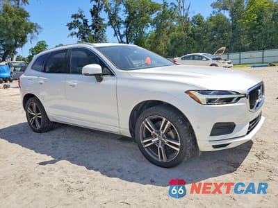Czwarte zdjęcie samochodu z boku: 2019 VOLVO XC60 T5 MOMENTUM VIN:LYV102DK3KB280658 - miniatura