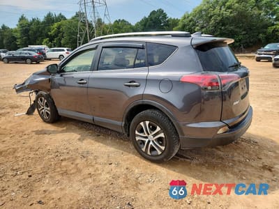 Drugie zdjęcie samochodu z przodu: 2017 TOYOTA RAV4 LE VIN:JTMZFREV9HJ711507 - miniatura