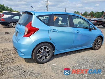 Trzecie zdjęcie samochodu z tyłu: 2015 NISSAN VERSA NOTE SR VIN:3N1CE2CP1FL391855 - miniatura