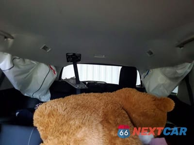 Zdjęcie 10 z 13 samochodu: 2025 NISSAN PATHFINDER SV VIN:5N1DR3BC9SC273662 - miniatura