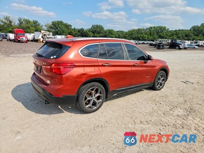 Trzecie zdjęcie samochodu z tyłu: 2018 BMW X1 SDRIVE28I VIN:WBXHU7C3XJ5H45516 - miniatura