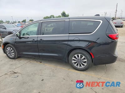 Drugie zdjęcie samochodu z przodu: 2023 CHRYSLER PACIFICA HYBRID TOURING L VIN:2C4RC1L75PR626219 - miniatura