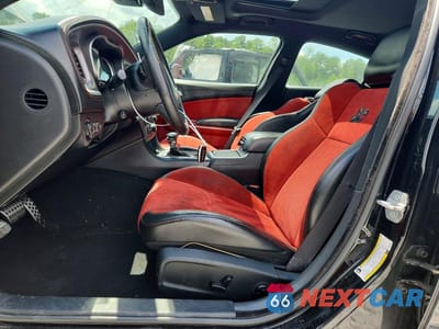 Zdjęcie 7 z 12 samochodu: 2019 DODGE CHARGER SCAT PACK VIN:2C3CDXGJ1KH624465 - miniatura
