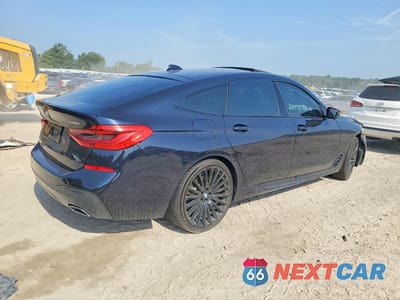 Trzecie zdjęcie samochodu z tyłu: 2019 BMW 640 XIGT VIN:WBAJV6C55KBK08296 - miniatura