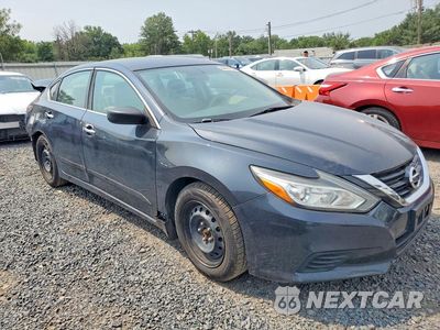 Czwarte zdjęcie samochodu z boku: 2016 NISSAN ALTIMA 2.5 S VIN:1N4AL3AP8GC233549 - miniatura