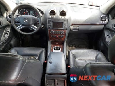 Zdjęcie 8 z 13 samochodu: 2009 MERCEDES-BENZ GL 550 4MATIC VIN:4JGBF86E59A516947 - miniatura
