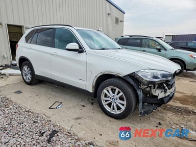 Czwarte zdjęcie samochodu z boku: 2015 BMW X5 XDRIVE35I VIN:5UXKR0C53F0P05680 - miniatura