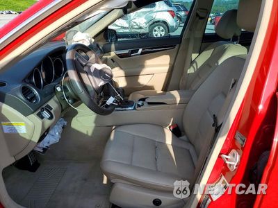 Zdjęcie 7 z 13 samochodu: 2014 MERCEDES-BENZ C 300 4MATIC VIN:WDDGF8AB8EG182594 - miniatura
