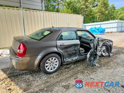 Trzecie zdjęcie samochodu z tyłu: 2008 CHRYSLER 300 LX VIN:2C3KA43R28H133605 - miniatura