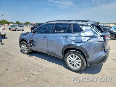 Drugie zdjęcie samochodu z przodu: 2023 TOYOTA COROLLA CROSS LE VIN:7MUCAAAG0PV051698 - miniatura