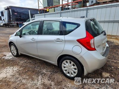 Drugie zdjęcie samochodu z przodu: 2015 NISSAN VERSA NOTE SV VIN:3N1CE2CP0FL433805 - miniatura