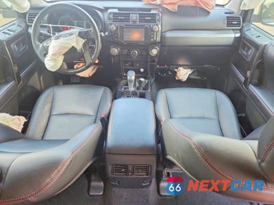 Zdjęcie 8 z 12 samochodu: 2018 TOYOTA 4RUNNER TRD OFF-ROAD PREMIUM VIN:JTEBU5JR0J5610147 - miniatura
