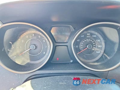 Zdjęcie 9 z 12 samochodu: 2016 HYUNDAI ELANTRA VALUE EDITION VIN:5NPDH4AE1GH668074 - miniatura