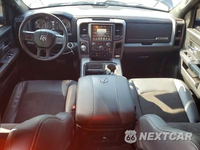 Zdjęcie 8 z 12 samochodu: 2017 RAM 1500 REBEL VIN:1C6RR6YT9HS836198 - miniatura