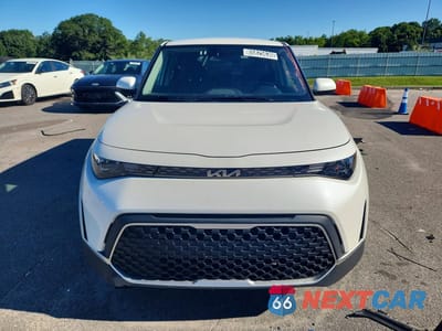 Piąte zdjęcie samochodu w środku: 2025 KIA SOUL LX VIN:KNDJ23AU6S7940217 - miniatura