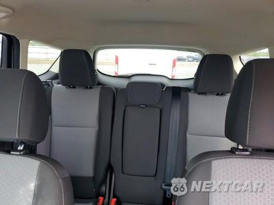 Zdjęcie 10 z 13 samochodu: 2017 FORD ESCAPE SE VIN:1FMCU9GD1HUD06686 - miniatura