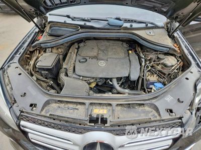 Zdjęcie 12 z 13 samochodu: 2016 MERCEDES-BENZ GLE 350 VIN:4JGDA5JB0GA777550 - miniatura