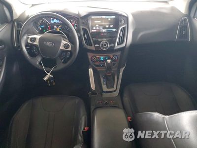 Zdjęcie 8 z 12 samochodu: 2013 FORD FOCUS TITANIUM VIN:1FADP3J27DL252062 - miniatura