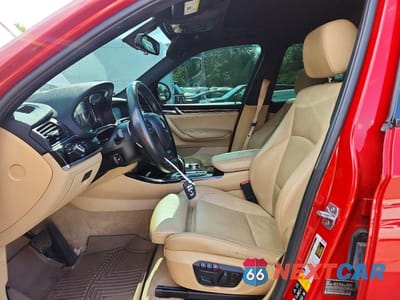 Zdjęcie 7 z 13 samochodu: 2016 BMW X3 XDRIVE28I VIN:5UXWX9C52G0D64627 - miniatura