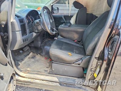 Zdjęcie 7 z 12 samochodu: 2010 NISSAN TITAN XE VIN:1N6BA0CH4AN325680 - miniatura