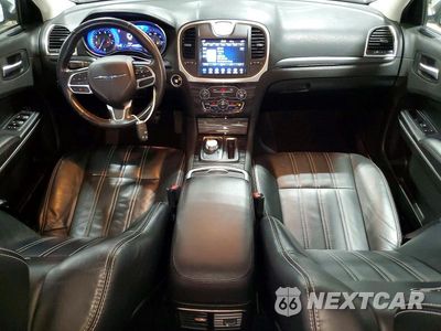 Zdjęcie 8 z 13 samochodu: 2019 CHRYSLER 300 TOURING VIN:2C3CCARG3KH602436 - miniatura